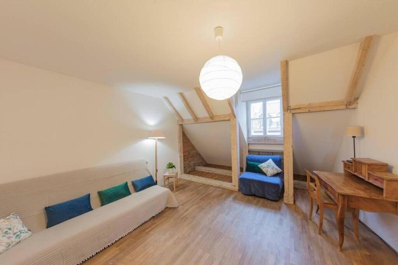 Snug Apartment In A Tenement House - Old Town - F50/5 바르샤바 외부 사진